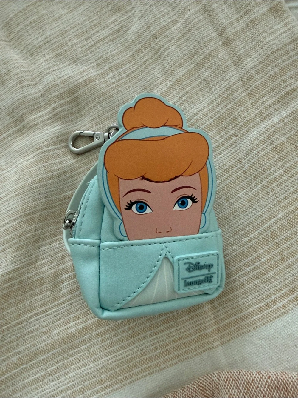 Disney Loungefly Cinderella mini backpack bag charm - Picture 1 of 1
